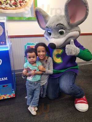 Chuck E. Cheese