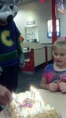 Chuck E. Cheese