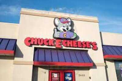 Chuck E. Cheese