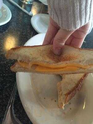 Downtown Grill Steaks & Seafood