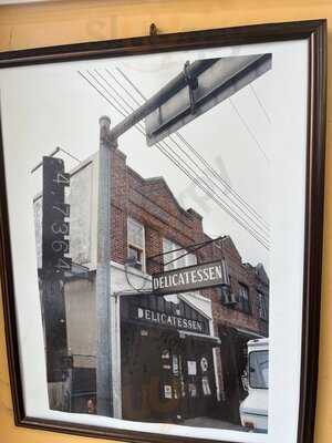 Constantine's Delicatessens