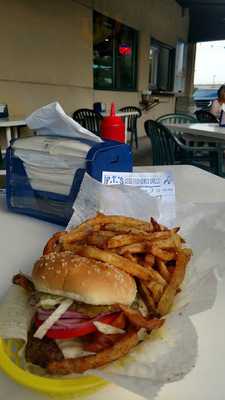 Pt's Olde Fashioned Grille