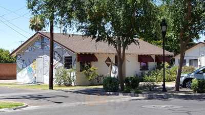 Shelly's Specialty Deserts