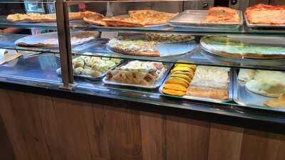 Astoria Pizza Factory