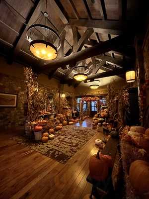 Chanterelle Restaurant At Pronghorn Club