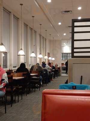 Golden Corral Buffet & Grill