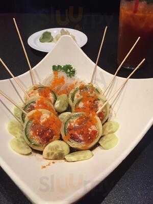 Sakebomber Sushi & Grill