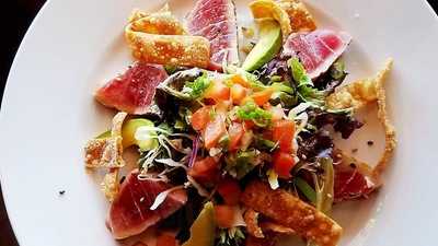 Sakebomber Sushi & Grill