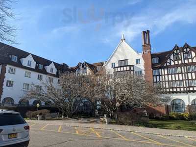 La Fine At Montauk Manor