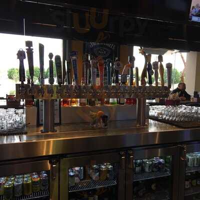 Cold Beers & Cheeseburgers