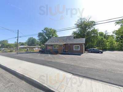 Thompson Road Tavern