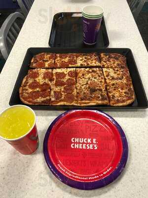 Chuck E. Cheese