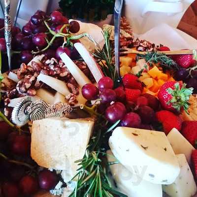 Bowtie Catering Company