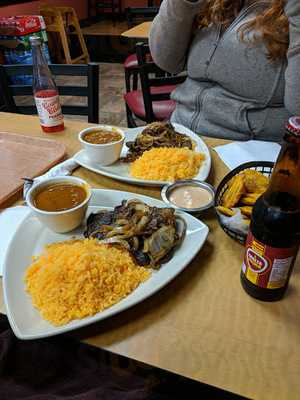 Espino's Pizzas, Pastas & Subs