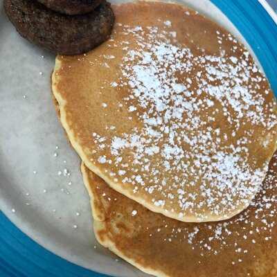 White Front Breakfast House