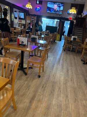 J Michael's Philly Deli Hanover Ctr