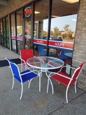 The Lunchbox On 17th