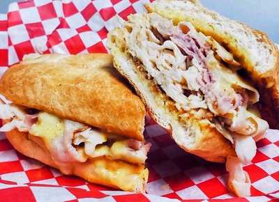 The Lunchbox On 17th