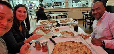 Dellprimo's Pizzeria