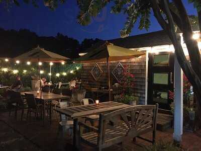 Pellegrino's Pizza Bar And Restaurant