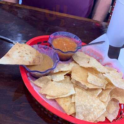 El Tapatio Mexican Restaurant