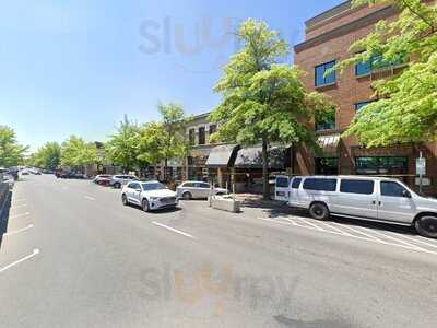 Citizen Bar & Kitchen