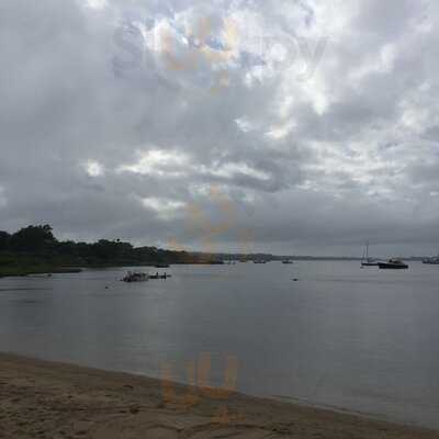 The Crow's Nest Inn And Restaurant