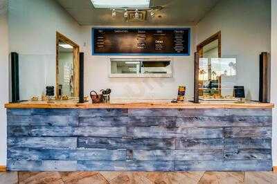 Squarz Bakery & Cafe