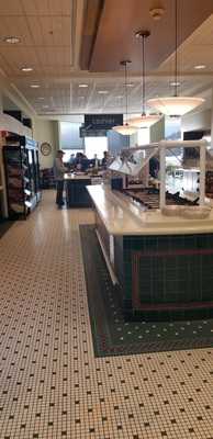 St. Charles Corner Cafe & Cascades Deli