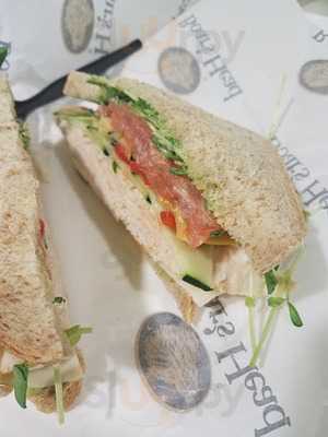 Market Cafe At Park Place