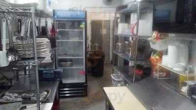 Ron's Dugout Pub & Crab House