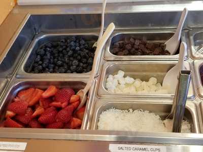 Cuppa Yo Frozen Yogurt