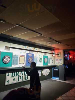 Brady's Irish Pub