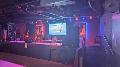 Ed's Grill And Gyros