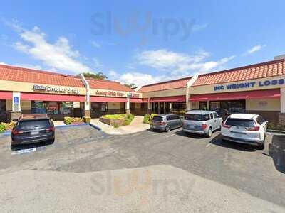 Mirage Lounge & Grill