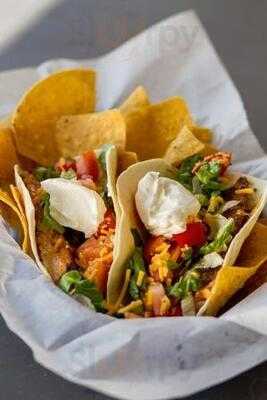 Capt'n Bill's Backyard Grill