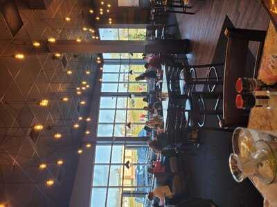 Mick's All American Pub