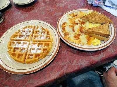 Bridgeport Family Restaurant