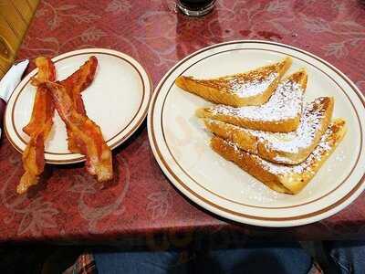 Bridgeport Family Restaurant