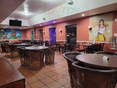 El Puente Mexican Restaurant