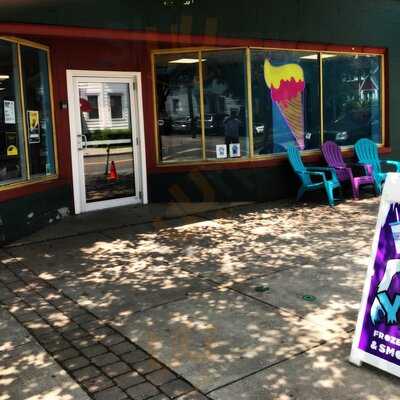 Yeti Frozen Yogurt & Cafe