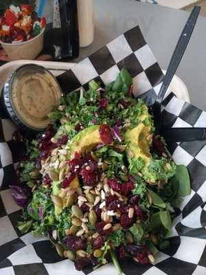 Yeti Frozen Yogurt & Cafe