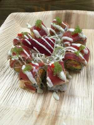 Naturally Good Sushi