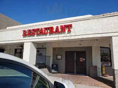 Boston's Bar & Grille