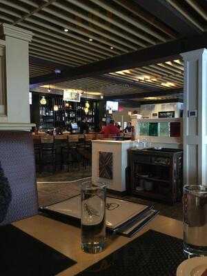 Pascale Italian Bistro At Drumlins