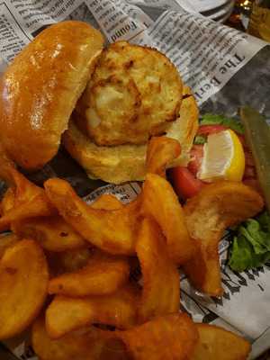 Red Pin Bar And Gril