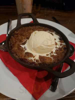 Red Pin Bar And Gril