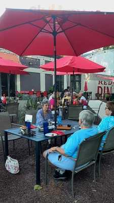 Red Pin Bar And Gril