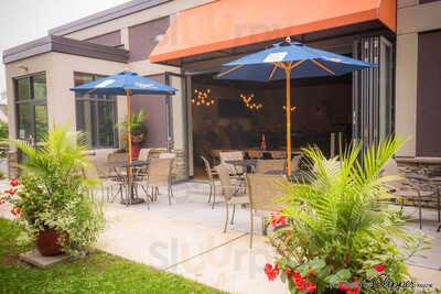 Red Pin Bar And Gril