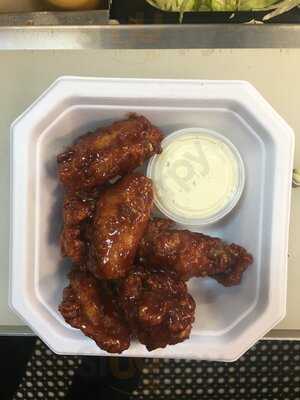 Chavelas Water & Ice Cream Eatery